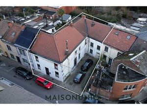Maison à vendre avec 7 chambres   Goutroux (RBU93084)