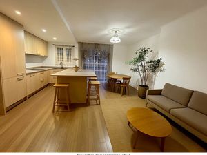 Bordeaux Chartrons - Appartement T3 de 55 m² avec balcon  cellier et parking