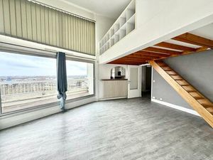 Cergy Préfecture Hyper centre + Terrasse (12m²) et balcon (7m²)