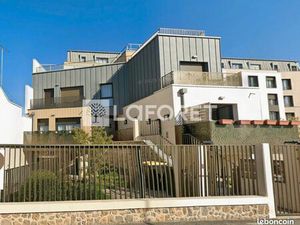 Studio 1 pièce 30 m²