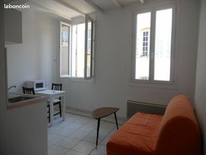 Studio 1 pièce 19 m²