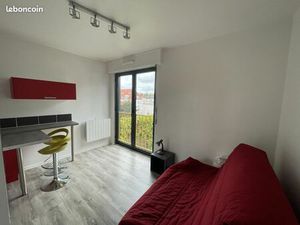 Studio 1 pièce 19 m²