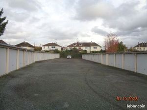 Parking/box 13 m² LA FERTE BERNARD