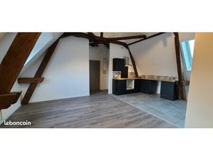 3 pièces . 2 chambres . 70 m2 . Proche A40