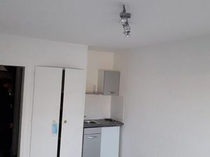 A louer studio avec parking
