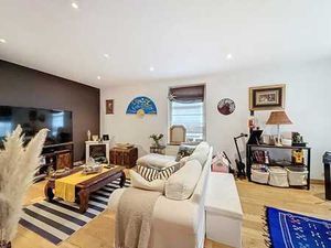 Duplex 3 chambres avec grande terrasse à deux pas de Stockel