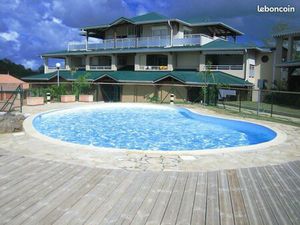 T2 Meublé Refait à Neuf – Piscine  Garage  Varangue – Trois-Îlets