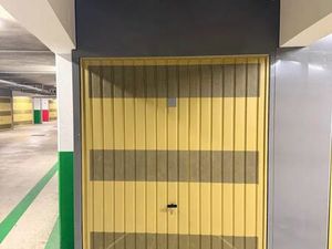 Loue Garage 13 m2 Antibes