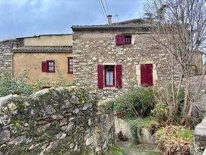 Jolie maison en pierre au cœur d’un village pittoresque du Minervois