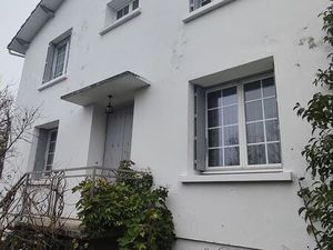 Maison à vendre - 7 pièces - 170 97 m2 - Saintes - 17 - POITOU-CHARENTES