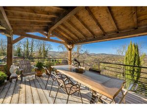 Vente maison 7 pièces 227 m² Porte des Pierres Dorées (69400)