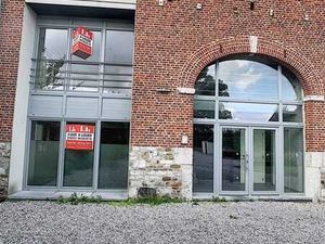 Appartement 2 chambres avec jardin et emplacements parking -