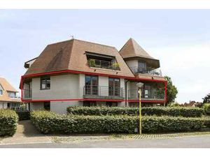 Appartement de 3 chambres avec garage près de la mer à Sint-