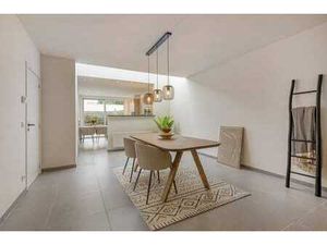 Maison fermée à vendre dans le centre de Wingene