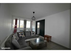 Appartement T4 meublé 79m2 au pied du métro