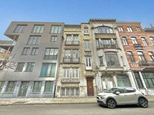 Immeuble mixte à vendre avec terrasse et 7 chambres   Etterbeek (VBD66604)
