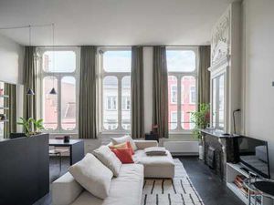 Luxueus  bemeubeld 1-slpk appartement met staanplaats in ...