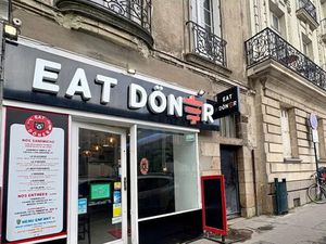 local commercial à Vendre avec locataire en place - 42 m2 - Nantes proche gare