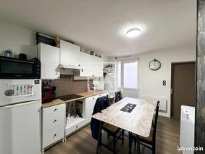 Immeuble 6 pièces 71 m²