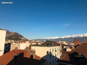 Centre Berriat F1 NEUF VUE IMPRENABLE SANS VIS A VIS