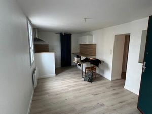 Appartement T3 centre ville laval