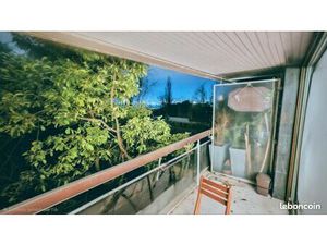 22P meublé calme et verdure + parking