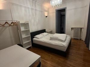 Studio haussmanien paris 8 tout équipé