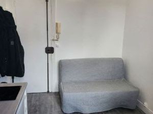 Chambre meublée avec coin cuisine – Proche Transports