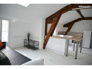 Appartement meublé 2 pièces entièrement refait à neuf - cité du design