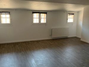Studio 30 m² 4bis rue Gondinet à LIMOGES - hyper centre - proches commerces - loyer de 310