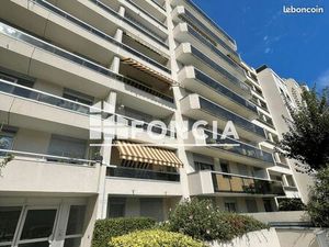 Studio 1 pièce 19 m²