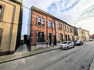 Maison récemment rénovée avec 4 chambres et jardin