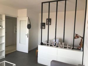 Location appartement 1 pièce 33 m² à Lyon 8 (69008)