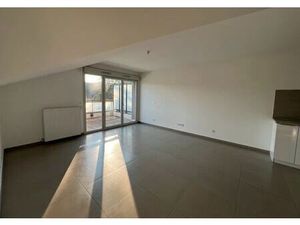 Location appartement 3 pièces 75 m² à Reignier-Ésery (74930)