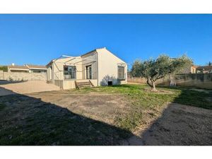 Maison Saint-Hilaire-d'Ozilhan m² T-5 à vendre  367 500 €