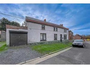 GRANDE MAISON 4F A RENOVER PARTIELLEMENT