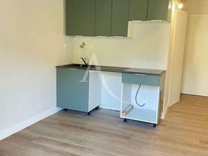 Location Appartement T1 aux Sables-d'Olonne (85100) : à louer T1 / 22m² Les Sables-d'Olonn