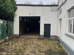 Surface industrielle à louer à DE LA RONCHE 30 Mont-sur-Marchienne (VWD16066)