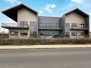 370 m2 - Local d'activité neuf zone Union Tourcoing