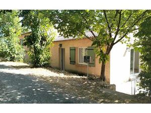 Location maison  m² T-4 à Banne  820 €