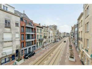 Lichtrijk duplex appartement te koop in centrum blankenberge