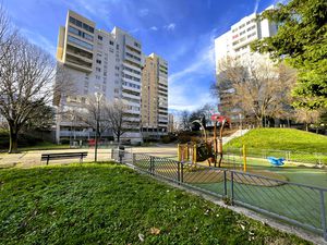 Grand T4 + cave (vue panoramique)