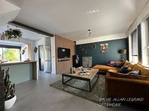 MAISON EN BRIQUES  3 CHAMBRES  JARDIN  CAVE