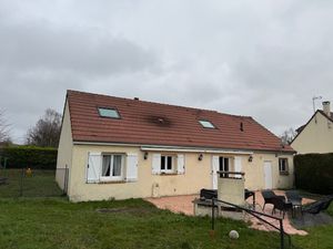 10 MN CHAMBLY - NEUILLY EN THELLE