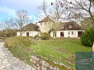 Propriété d'exception sur parc de 5ha avec dépendances