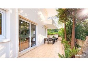 Appartement 2 pièces avec terrasse  jardin et stationnement