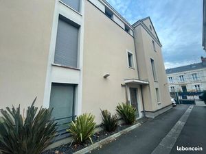 Grand T4 lumineux avec terrasse – Résidence haut standing de 2016 – Proche Madeleine