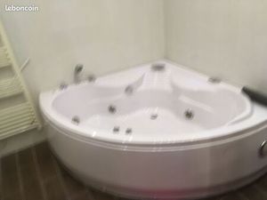 F2 bis de 62 m2 avec jardin sans vis-à-vis et garage à Metz Technopole