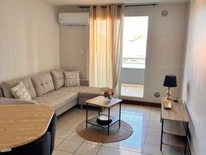 ? À LOUER - T2 Meublé à Sainte Marie