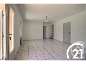 Appartement à louer - 2 pièces - 47 15 m2 - Cavaillon - 84 - PROVENCE-ALPES-COTE-D-AZUR